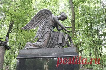 Кладбище Литераторские мостки в Петербурге: писатели знаменитые и не очень – к кому я шла и кого нашла | Соло - путешествия | Яндекс Дзен