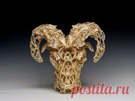 Мальтийский художник John Paul Azzopardi создает концептуальные скульпи энергичное. / Удивительное искусство