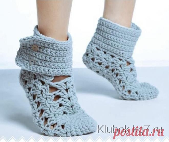 Тапочки, носки, гольфы