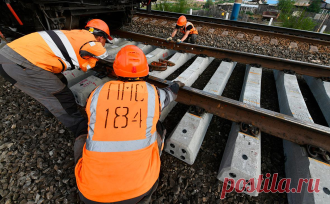 В РЖД сообщили об открытии движения по одному пути в Воронежской области. Движение по одному из путей перегона Евдаково — Сагуны в Воронежской области, где произошло повреждение железнодорожного полотна, возобновили, сообщили в пресс-службе РЖД.