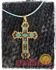 Крестик из бисера
