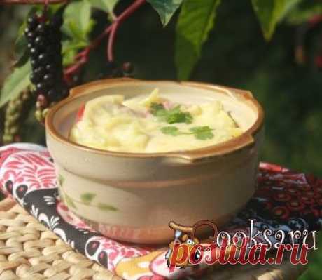 Пельмени в омлете с овощами