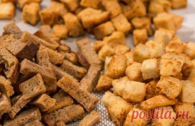 3 Способа Сделать Очень Вкусные СУХАРИКИ в Домашних Условиях
Иногда нам хочется съесть что-то вредное, например, чипсы или сухарики. Поэтому сегодня мы будем готовить три разных вида сухариков дома, которые абсолютно безвредны и недорогие в приготовлении.
1 ВАРИАНТ:
- Половинка ржаного хлеба
- 3 ст. л. растительного масла
- 1 ч. л. соли
- 3-4 зубчика чеснока

2 ВАРИАНТ:
- Половинка пшеничного хлеба
- 3 ст. л. растительного масла
- 1 ч. л. соли
- 3 ч. л. острой горчицы

3 В...