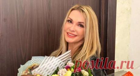 «Абсолютное ощущение женственности»: Ольга Сумская показала фото в пинап-образе . Милая Я