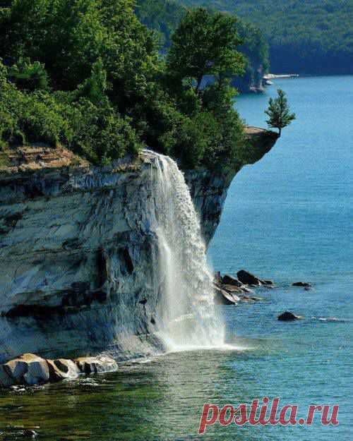 (25) Facebook