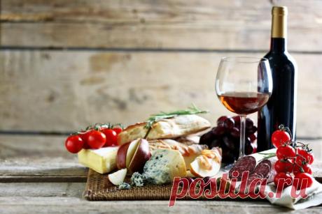 Чем закусывать алкоголь: комбинации, проверенные временем - Лайфхакер