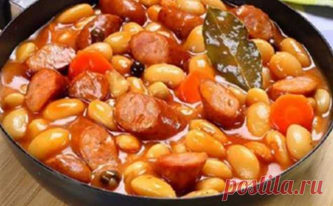Фасоль тушенная с овощами и копчеными колбасками. За уши не оттянешь! - СУПЕР ШЕФ