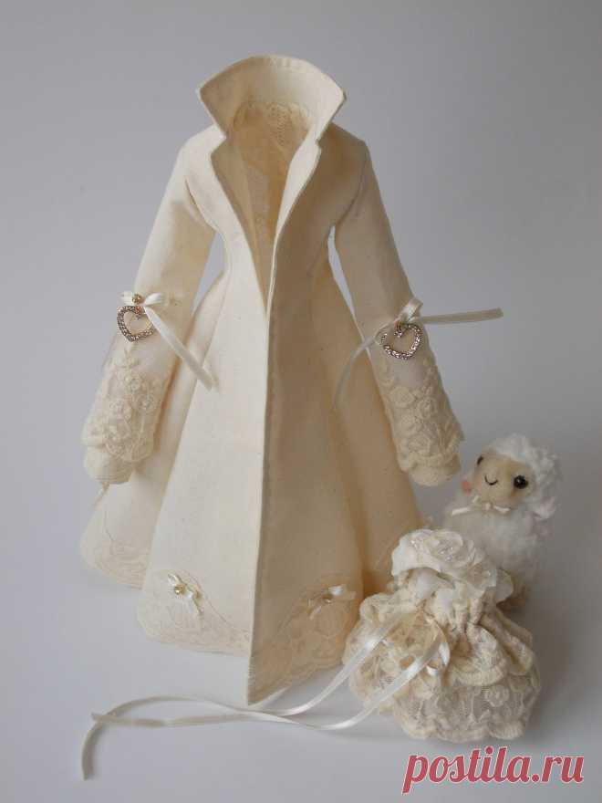 PDF sewing pattern for COAT for Tilda doll 65 cm | Etsy
