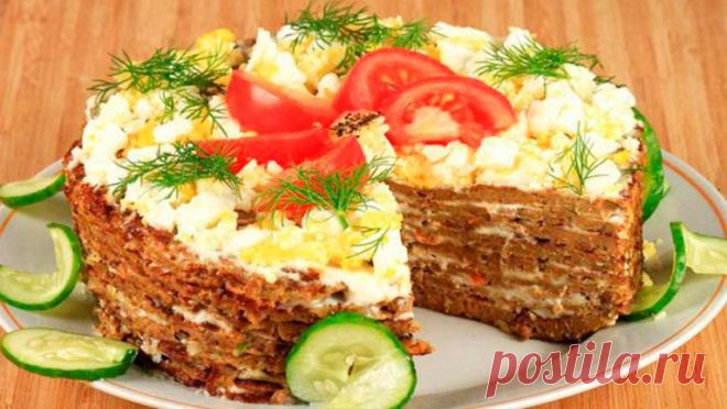 Слоеный торт с мясом  



 Этот торт так и хочется съесть так аппетитно и празднично он выглядит! Между тем это очень простое и диетическое блюдо, в которое влюбляешься с первого кусочка!

Состав:

Для блинов:


500 г кур…