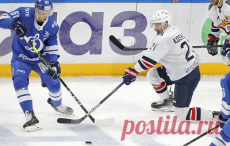 Капитана &quot;Динамо&quot; Шипачева удалили до конца матча КХЛ с &quot;Металлургом&quot;. Нападающий на 34-й минуте нанес удар клюшкой сопернику в область паха