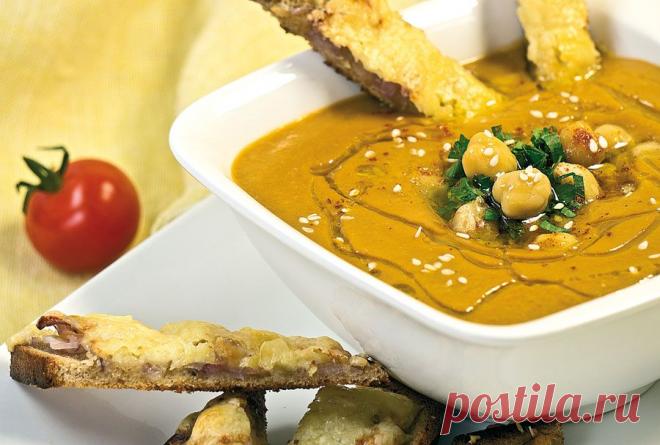 Нутовый (гороховый) суп-пюре с помидорами