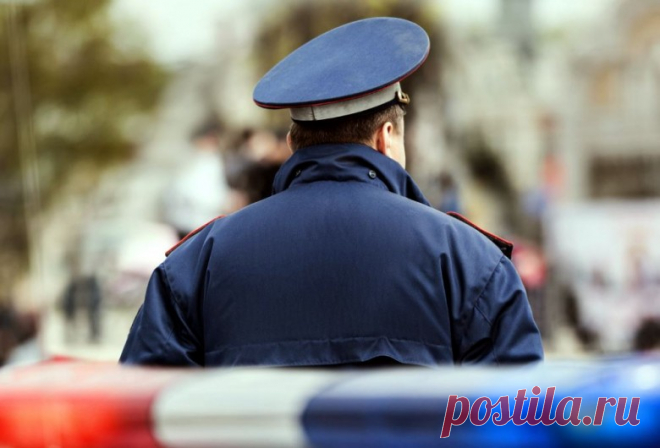 Штраф за отсутствие полиса ОСАГО вырастет в шесть раз Сегодня водителя, у которого при проверке документов на право управления транспортным средством, отсутствует полис ОСАГО, можно оштрафовать на 800 рублей. 'Это катастрофически мало', - решил депутат-единоросс Сергей Вострецов и предложил поднять штраф за это правонарушение до пяти тысяч рублей.