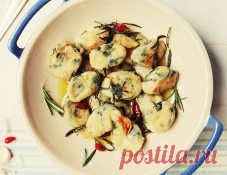 Ленивые вареники с розмарином | Вкусный год с Анной Людковской