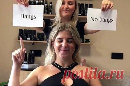 Парикмахер сделала клиентке прическу вслепую и удивила подписчиков. Парикмахер по имени Эллис сделала клиентке прическу вслепую и удивила подписчиков результатом. Блогерша с никнеймом bijellis опубликовала видео, в котором предложила посетительнице салона красоты сыграть с ней в рулетку, а именно наугад выбрать цвет волос, стрижку и укладку.