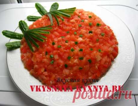 Салат &quot;Клубничка&quot; - оригинальная, вкусная закуска с простым оформлением