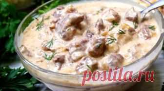Подлива с мясом в луковом соусе: не передать словами, как вкусно Если нет времени на долгое стояние у плиты, а ужин готовить все же нужно, воспользуйтесь этим уникальным рецептом.
