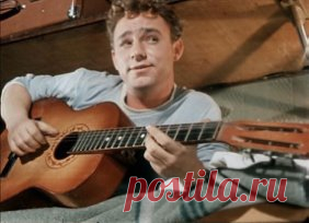 Николай Николаевич Рыбников (13 декабря 1930 г — 22 октября 1990) г — 
советский актёр. Народный артист РСФСР (1981). Любим и помним.Вечная 
память! 
Заслуженный артист РСФСР (14.12.1964).
Народный артист РСФСР (5.03.1981).
Во время учёбы с немалым успехом выступал в художественной 
самодеятельности. Хотя начал учёбу в медицинском институте, решил стать 
артистом и в 1948 году отправился в Москву поступать во ВГИК.
Окончил Всесоюзный государственный институт кинематографии (1953, 
мастерская С.