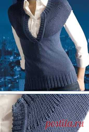 Жилет с круглой кокеткой.