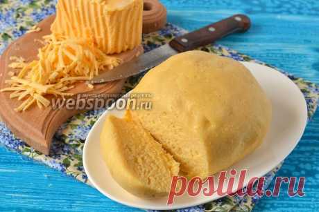 Песочное тесто с сыром  Песочное тесто с сыром 
Предлагаю приготовить очень интересную разновидность песочного теста — песочное тесто с добавлением сыра. Изделия из такого теста выходят очень вкусными, рассыпчатыми. Из такого теста можно выпекать как изделия с солёной начинкой, так и сладкой.  
Традиционно такое песочное тесто сначала надо рубить длинным ножом, а потом быстро замесить тесто. Процесс достаточно утомительный и длинный. Если у вас в распоряжении есть кухонный...