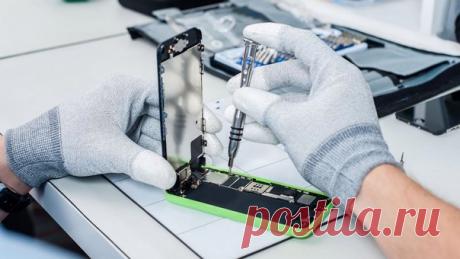 Apple не даст вам решать, где ремонтировать свой iPhone Apple Inc. хочет установить законодательный запрет на ремонт фирменной техники вне авторизованных сервисных центров. Об этом стало известно на прошлой неделе, когда легислатура штата Небраска вынесла на рассмотрение законопроект, запрещающий компаниям препятствовать проведению ремонтных работ сторонними организациями и появлению на рынке лицензионных запчастей. Вопрос необходимости соответствующего закона был поднят еще в прошлом году,…