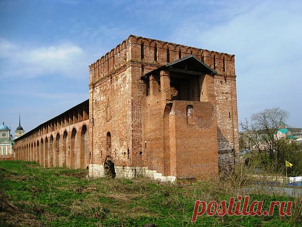 Башня Волкова Смоленской крепостной стены. ---

Tower Volkova Smolensk Fortress  Free Stock Photo HD - Public Domain Pictures