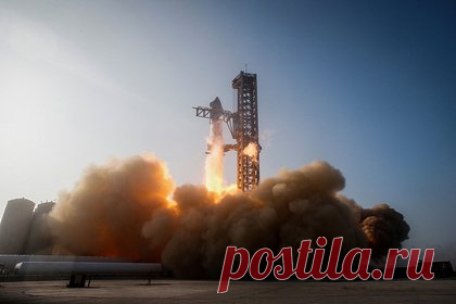 В США оценили испытания Starship. Американская компания SpaceX добилась значительного прогресса в ходе последних испытаний двухступенчатой многоразовой транспортной системы Starship. Итоги третьих летных тестов подвели в SpaceNews. Издание напомнило, что разделение первой и второй ступеней системы произошло успешно.