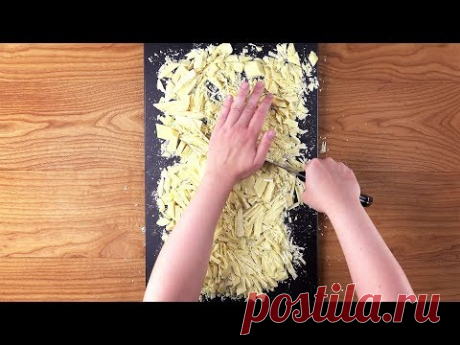 Вот как мы приготовили вкусный шоколадный десерт "Холодная собака". Ставьте лайк и подписывайтесь на наш канал! Ищите наc на Facebook: facebook.com/vkusnoede...