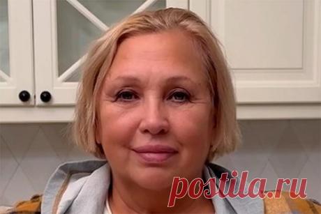 Мать Виктории Бони отреагировала на ее пластику. Российская телеведущая и блогерша Виктория Боня впервые показала матери свое лицо после пластической операции. Видео с реакцией родственницы на ее новую внешность звезда опубликовала в своем Telegram-канале. По словам Галины Бони, после операции у ведущей приподнялся нос.