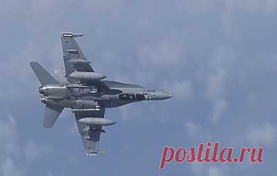 Истребитель Су-27 подняли в воздух для опознавания воздушной цели у границы России. Экипаж российского истребителя идентифицировал воздушную цель как самолет базовой патрульной авиации Р-3С "Орион" ВМС Германии