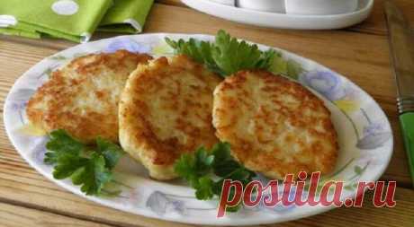 Рыбные котлеты из минтая: семь вкуснейших рецептов - Скатерть-Самобранка - медиаплатформа МирТесен Белая рыбка является источником фосфора, лизина, а также витамина Д. Несмотря на огромное число плюсов, не все любят кушать рыбные блюда. Все зависит от умений хозяйки и вкуса готового продукта после его приготовления. Например, из филе минтая, а это довольно демократичная в финансовом плане рыбка,