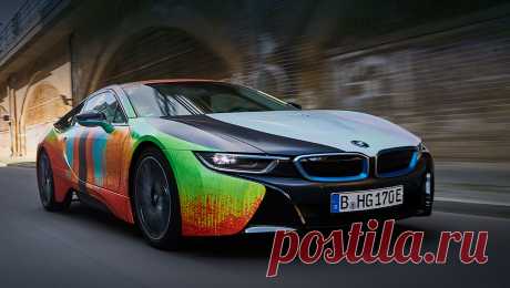 Неофициальный арт-кар BMW i8 понравился баварцам Последнее творение из серии BMW Art Cars было представлено в 2017 году, и когда выйдет следующее произведение с номером 19, неизвестно. Тем временем Томас