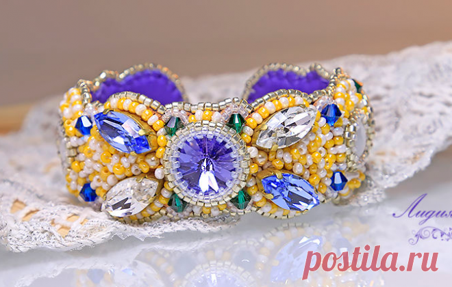 Купить Браслет Бантики - фиолетовый, васильковый, сапфировый, браслет, браслет на руку, браслет с кристаллами