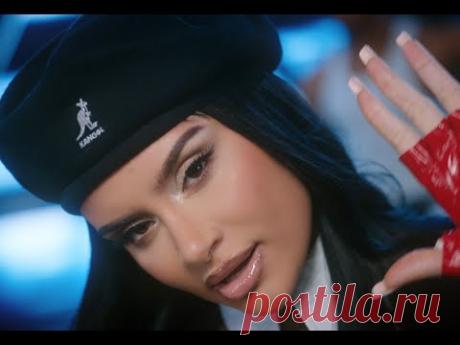 Клип Kehlani - Out The Window (2025) скачать бесплатно