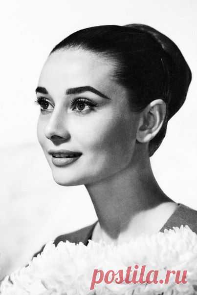 Одри Хепберн, 1959 г / Путь моды