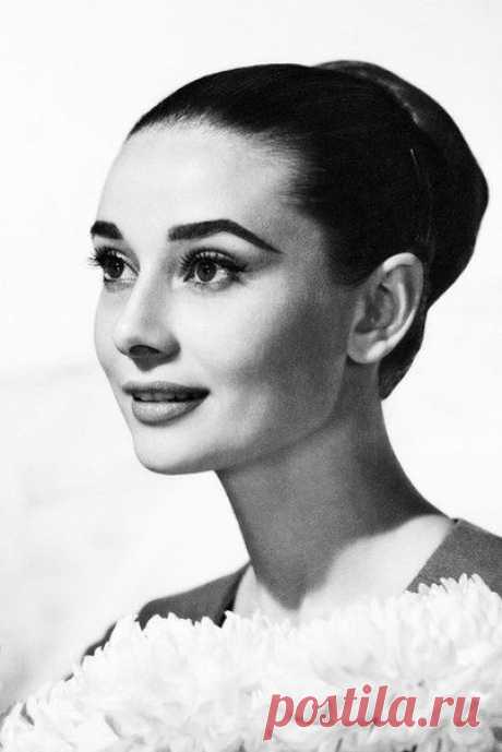 Одри Хепберн, 1959 г / Путь моды