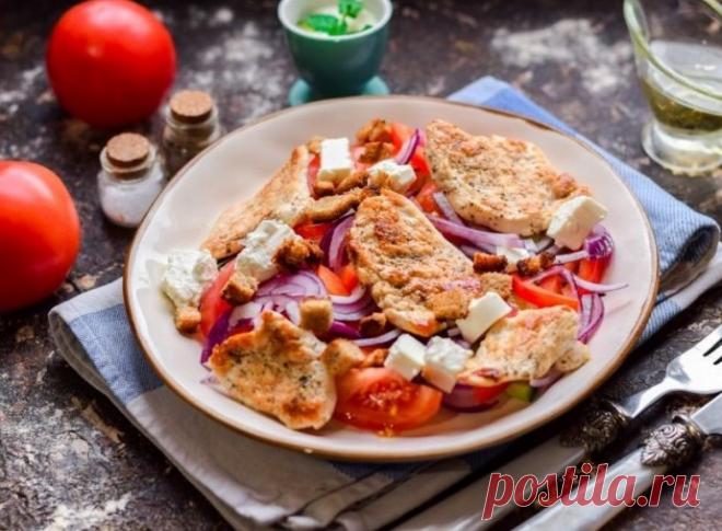 ​Салат с сыром фета и куриным филе
