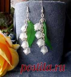 White Frost Lily of the Valley Lucite Flower and Pearls Dangle Earrings Wedding