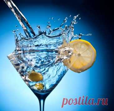 7 ПРИЧИН ВЫПИТЬ СТАКАН ВОДЫ С ЛИМОННЫМ СОКОМ!