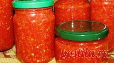 Эту аджику не нужно варить. Поэтому в ней остаются все витамины. И вкусно и полезно! Ингредиенты Помидоры — 4 кг. Перец болгарский — 1,5 кг. Перец чили —...