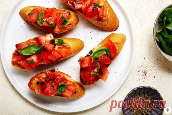 👌 Вкуснейшие бутерброды к постному столу, рецепты с фото Красочные, сочные, ароматные, хрустящие — все эти эпитеты можно отнести к вкуснейшим бутербродам по-итальянски или итальянским брускеттам. Сегодня готовим брускетты по наиболее поп...
