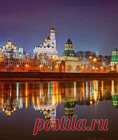 НАБЕРЕЖНАЯ МОСКВЫ
