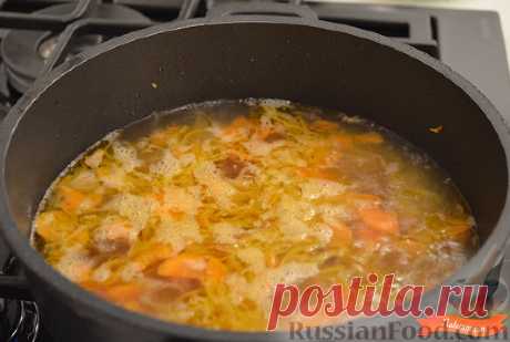 Сырный суп с копчеными колбасками