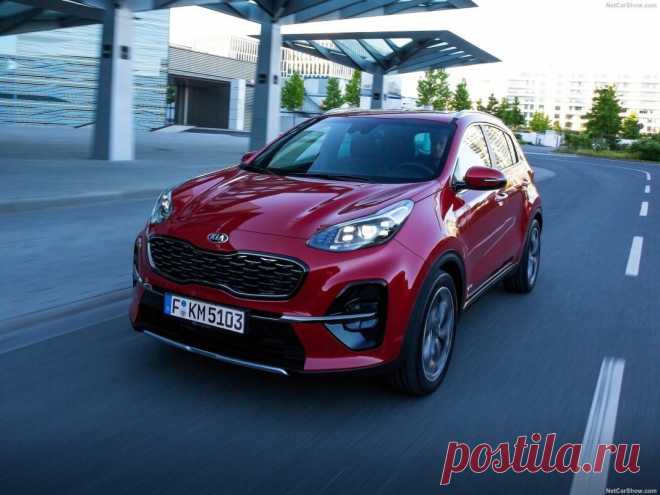 Что купить: Kia Sportage или Geely Atlas? Выделяем лучшее в корейском и китайском кроссоверах