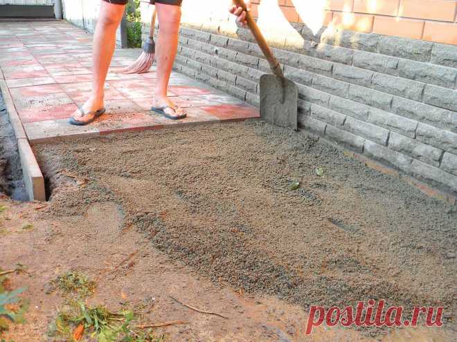 Как уложить тротуарную плитку без щебня