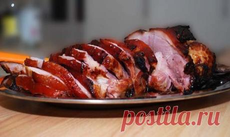 Домашняя #ветчина #Julschinken — отличный способ разнообразить #праздничное_меню, особенно для любителей скандинавской кухни

#Домашняя_ветчина Julschinken
- Приготовление домашней ветчины Julschinken
- Пищевая ценность 1 порции домашней ветчины
- Домашняя ветчина на праздничный стол. Советы
- Приготовление соуса (по желанию) к домашней ветчине