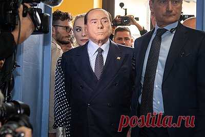 Берлускони порассуждал об отношении нового правительства Италии к России. Бывший премьер-министр Италии Сильвио Берлускони порассуждал об отношении нового итальянского правительства к России. По мнению политика, отношение к России должно быть таким же, как у предыдущего правительства. «В этом плане не должно быть никаких сомнений», — добавил он.