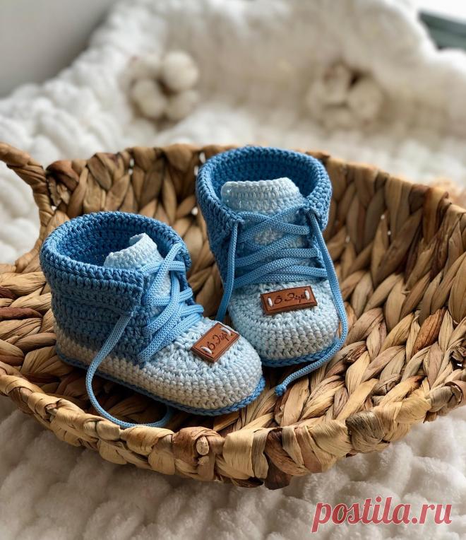 Photo by ПИНЕТКИ 🌸 ИГРУШКИ 🌸 ОПИСАНИЯ on January 31, 2022. May be an image of crochet and footwear.