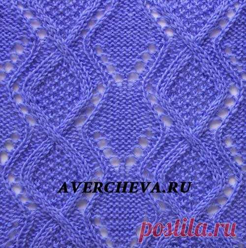 «Красивый узор из ажурных ромбов. Прекрасный выбор для вязания женских изделий из хлопка, а также из тёплой классической пряжи. Прекрасно подойдёт для вязания красивого пледа для малыша. Схема узора: В схеме указаны лицевые и изнаночные ряды. Раппорт узора 21 петля ( Вяжем 10 петель перед раппортом , повторяем раппорт и 10 петель после раппорта), в высоту повторяем с 1-го по 18-й ряд. Условные обозначения к схеме: ПУСТАЯ КЛЕТОЧКА--лицевая ( лицевая в лицевых рядах, изнаноч...