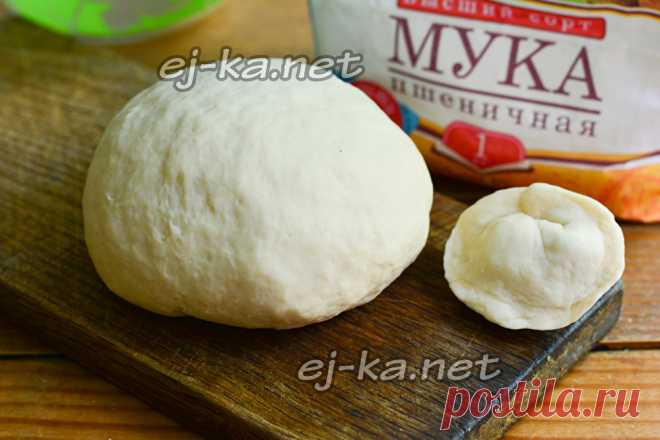 Тесто для пельменей, которое не разваривается при варке Рецепт классической мучной заготовки для пельменных изделий, при поведении мастер класса, поведал высококлассный повар. С тех пор тесто на пельмени, чтобы не разваривалось при варке – моя изюминка. Готовится оно просто, а результат всегда отменный. Торговая сеть предлагает большое количество разнообразной по форме и качеству пельменной продукции. Начинки традиционные и изысканные с различными вкусовыми добавками и спе...