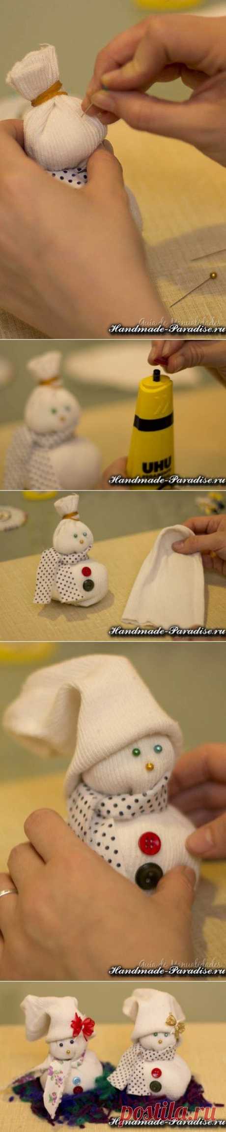 Снеговики из носка